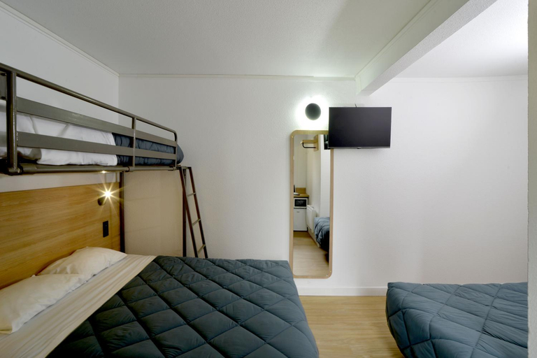 Bedroom 2, PREMIERE CLASSE ROUEN SUD - Oissel, Seine-Maritime