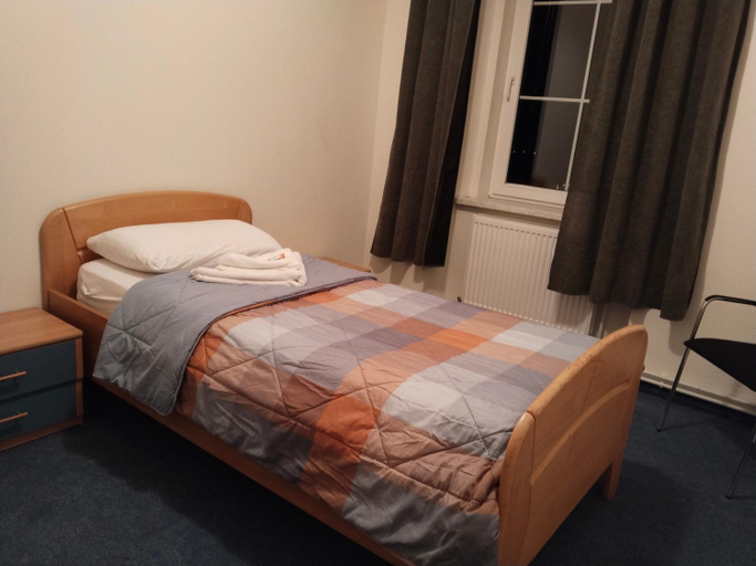 Bedroom 2, Locanda EL TORO, Villach Land