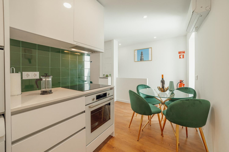 Kitchen 4, Lapa Stylish Apartments by Vacationy, Porto