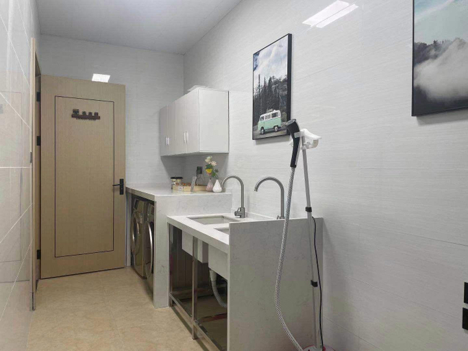 Bathroom 3, Gya Hotel Jurong England International, Zhenjiang