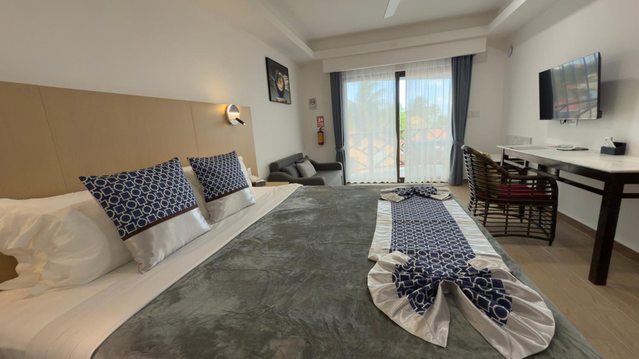 Bedroom 2, Captain Morgan's Retreat