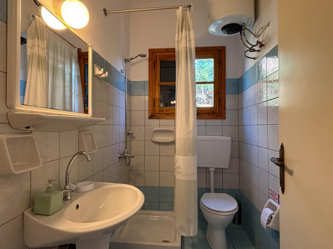 Bathroom 4, Villa Marialetta, Ionian Islands