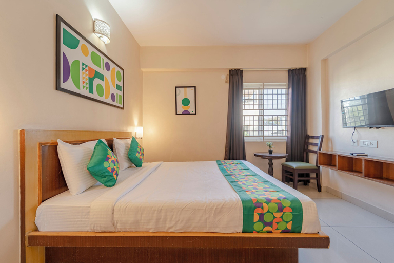 Room 5, Treebo Akshaya Palace Inn, Mysore