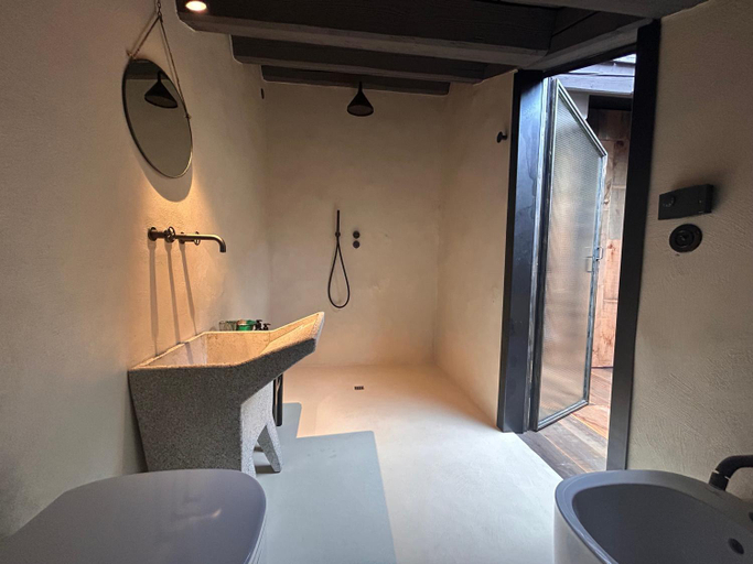 Bathroom 4, Casale Caldesora, Treviso