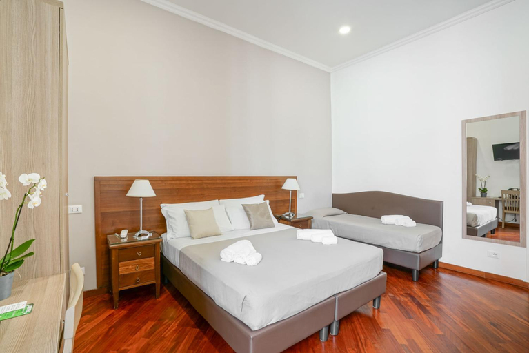 Bedroom 3, Hotel St Moritz, Roma