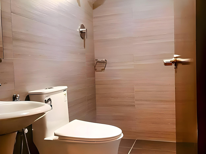 Bathroom 5, Goldenhill Hotel, Kota Kinabalu
