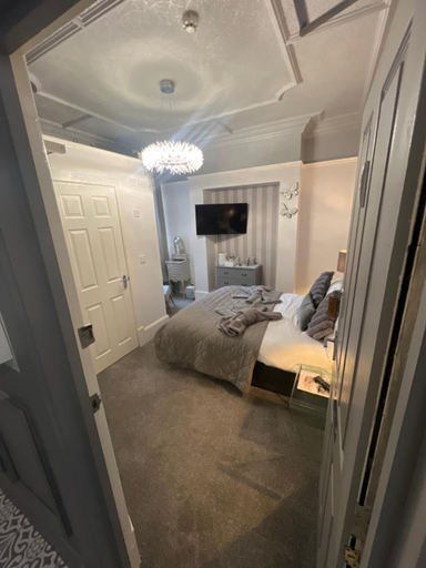 Bedroom 1, Butterfly guest house, Bridgend