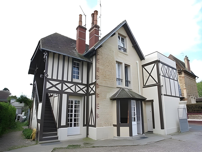Exterior & Views, Hôtel De Normandie, Calvados