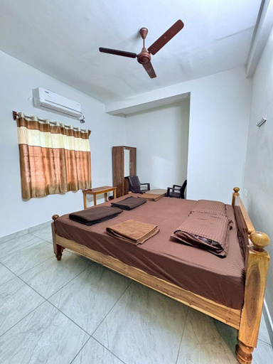 Room 4, Doctors homestay annex, Tiruvannamalai