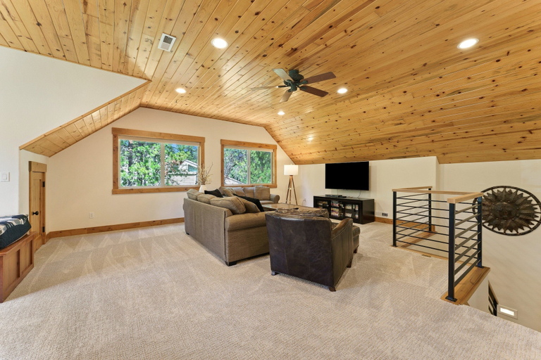 Primary image, 4 Catkin 4 Bedroom Home, Deschutes