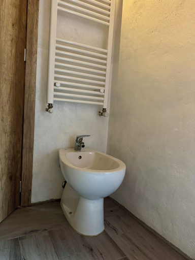 Bathroom 3, Le Case di Rosie, Massa Carrara