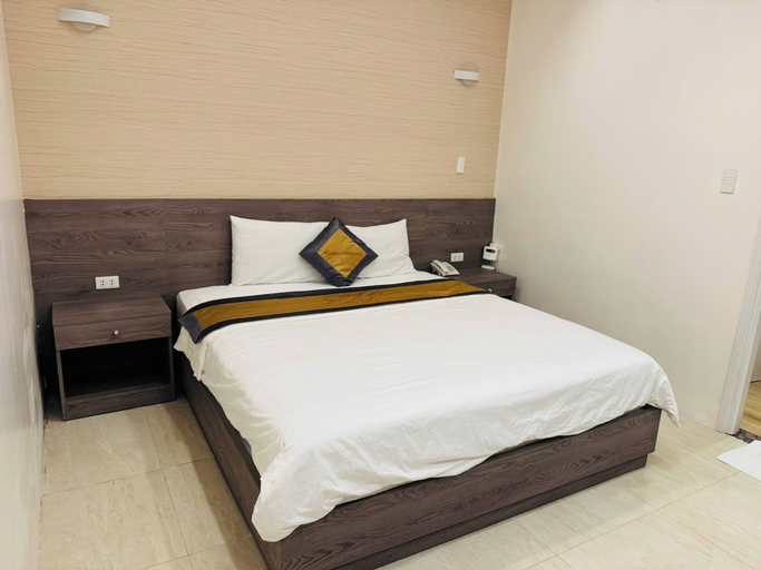 Bedroom 2, Golden Central Hotel, Trảng Bàng