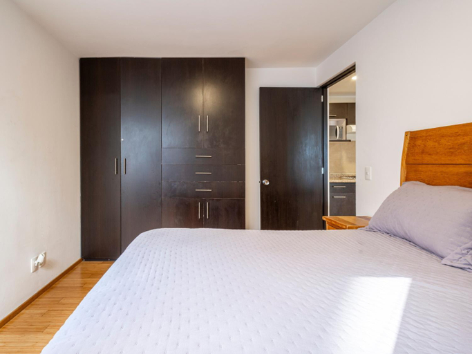 Bedroom 2, Adam's home with high-speed Internet near Polanco, Tultitlán