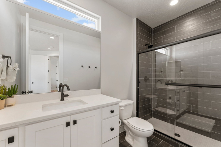 Bathroom 3, Tahitian Pearl 5 Bedroom Townhouse, Washington