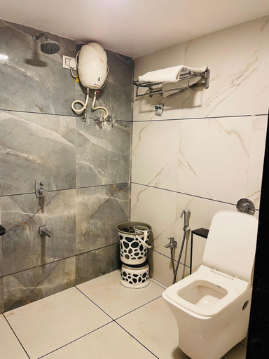Bathroom 5, Hotel Vishala, Ahmadabad