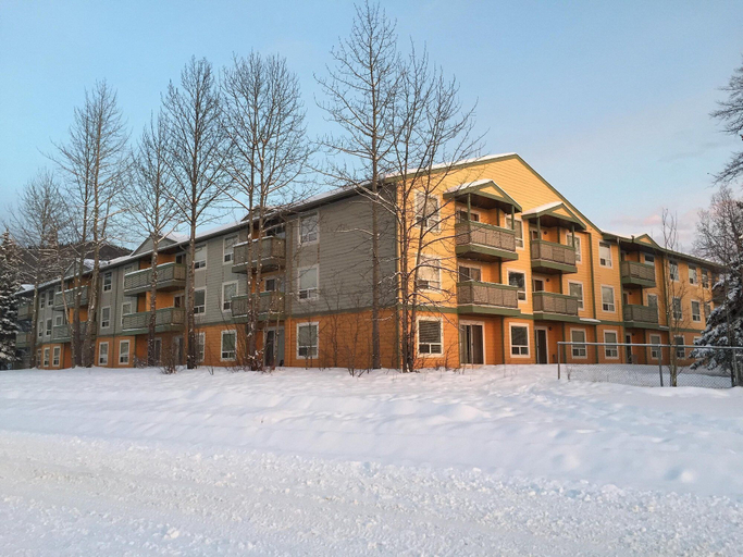 Exterior 4, Tumbler ridge hotel and suite, Peace River