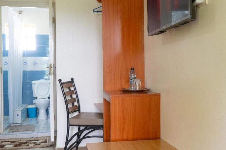 Room 5, Maya Suites nyeri, Nyeri Town