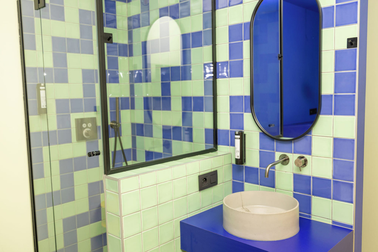 Bathroom 2, P6 Antwerp, Antwerpen