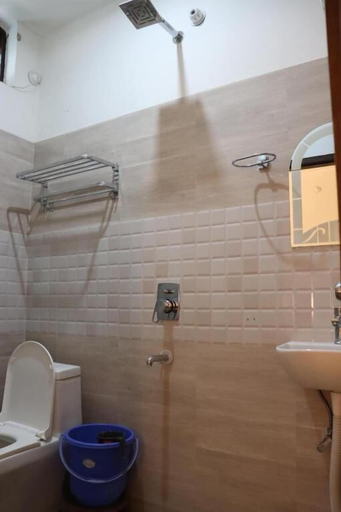 Bathroom 4, Paradise Inn, Alwar