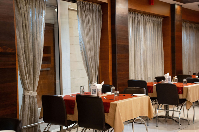 Restaurant 5, Hotel Prince Residency, Kachchh