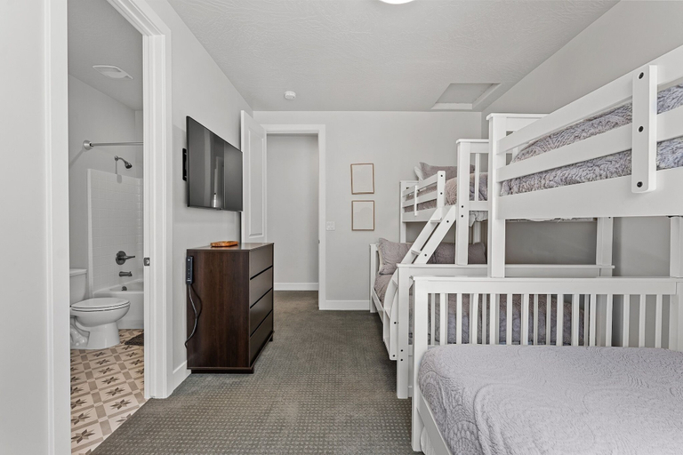 Bedroom 4, The Sandcastle by RedAwning, Washington