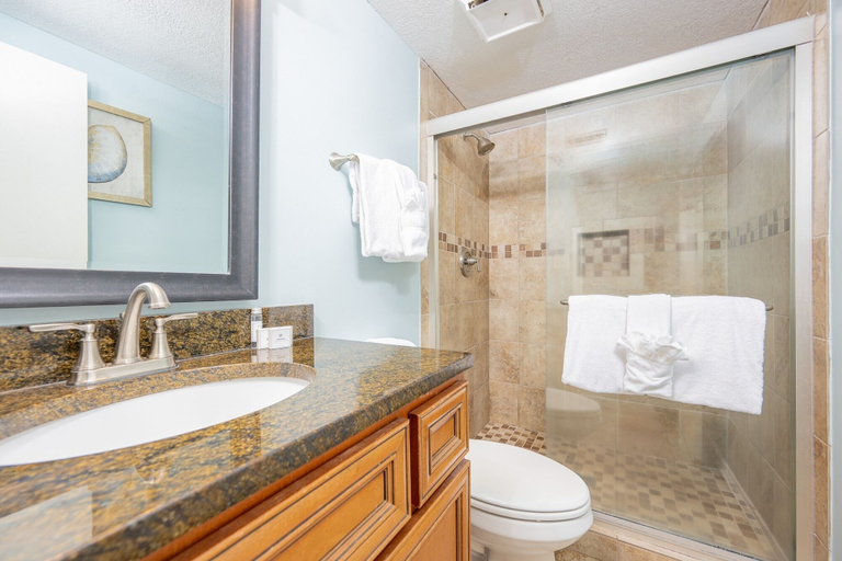 Bathroom 3, Harbour Place 207 2 Bedroom Condo, Baldwin