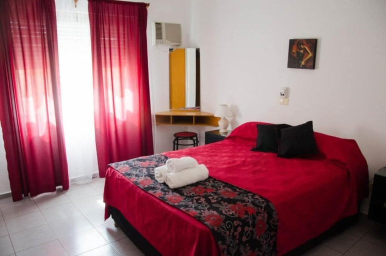 Room 5, Almeria Hotel, San Rafael