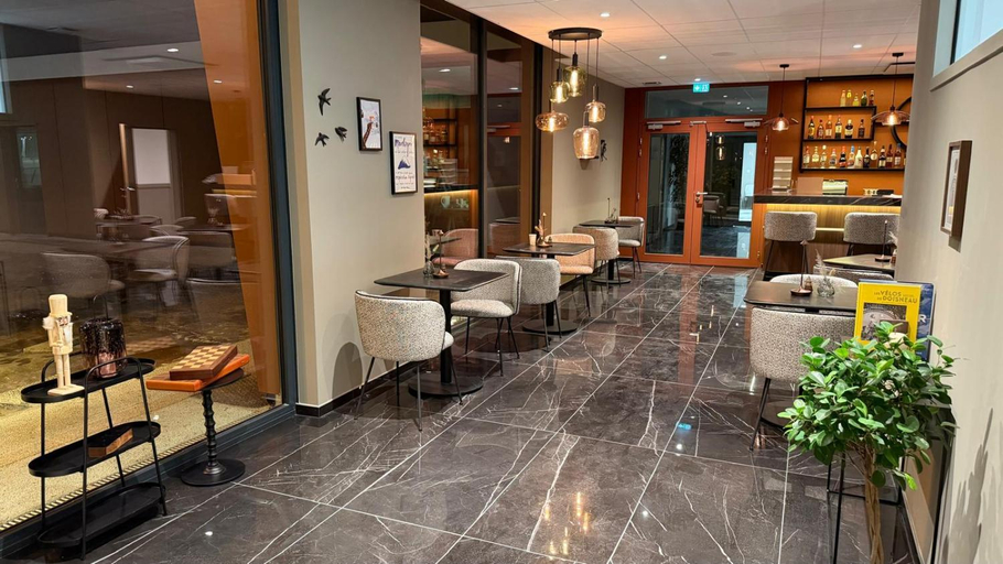Bar/lounge 3, Nehô Suites St Jean de Maurienne, Savoie