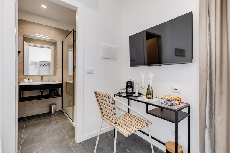 2, RELAIS SAN GIOVANNI, Roma