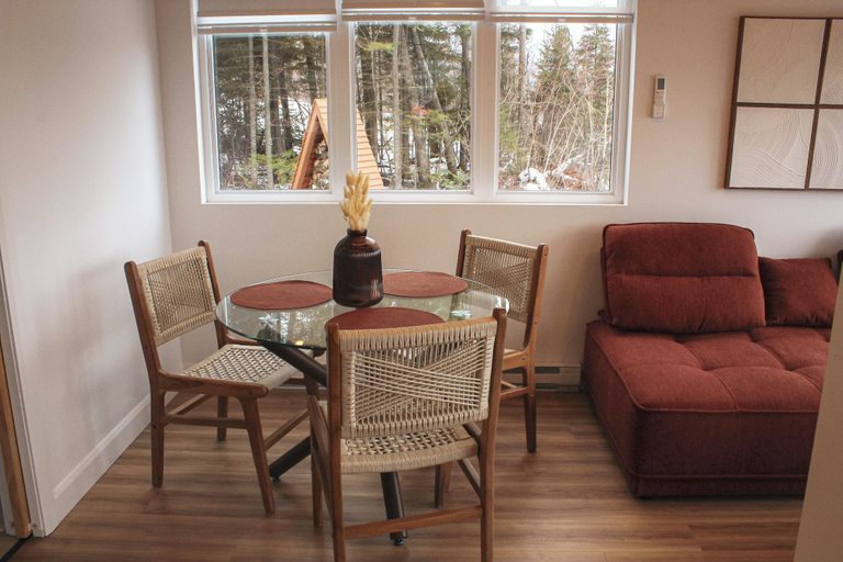 Living area 5, Refuge du Fjord, Le Fjord-du-Saguenay