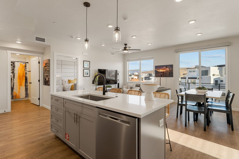 Interior 5, Coco Dunes 2 Bedroom Condo, Washington