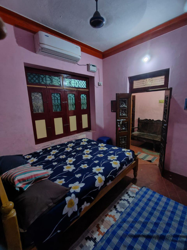 Bedroom 5, Murugan Guest House, Tiruvannamalai