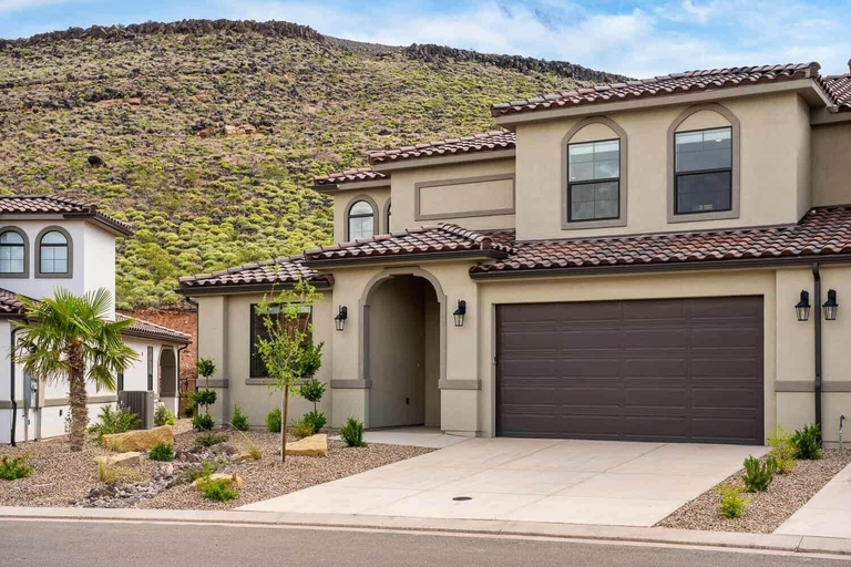 Exterior 3, Black Rock Hills 5 Bedroom Home, Washington