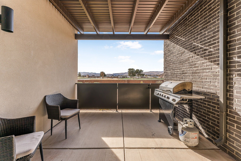 Terrace/patio 4, Tee For Two 6 Bedroom Condo, Washington