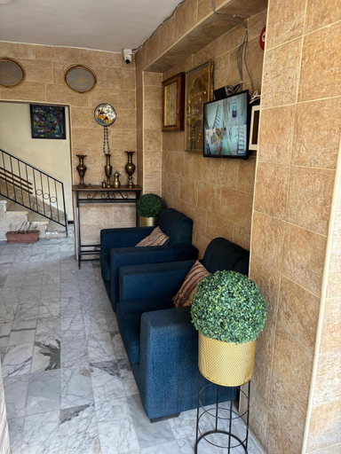 5, new Hamoudeh hotel, Amman