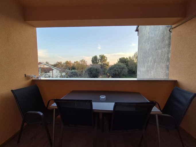 3, Apartman Meghan, Pula