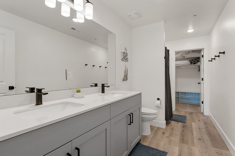 Bathroom 4, Desert Retreat #73 by RedAwning, Washington