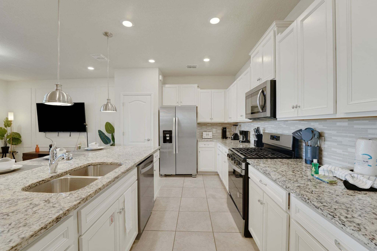 Private kitchen 5, 7589osl-solterra Resort 5 Bedroom Townhouse, Polk