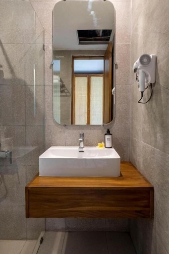 Bathroom 2, Braya Living, Denpasar