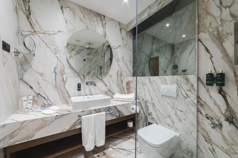 Bathroom 3, Bristol Hotel Podgorica