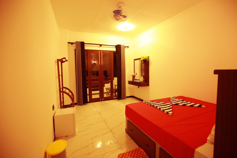 Bedroom 2, White Lion Paradise Dikwella, Dickwella