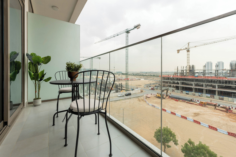 Pool, Luxury Studio with Pool - Azizi Vista, Dubai