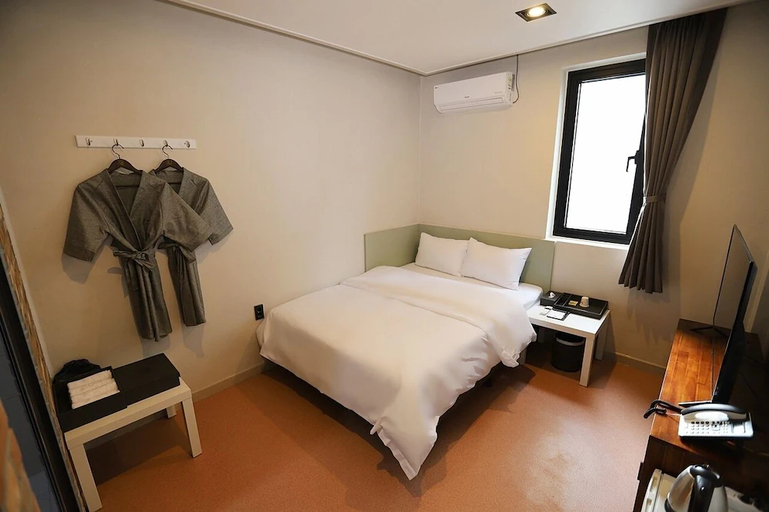 Bedroom 3, Kyungsung Yeogwan, Chuncheon