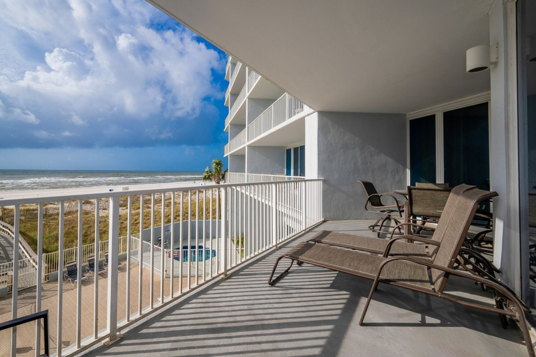 Property grounds 3, Lighthouse 215 3 Bedroom Condo, Baldwin