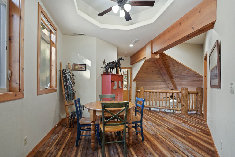 Dining 5, 11 Vine Maple 5 Bedroom Home by RedAwning, Deschutes