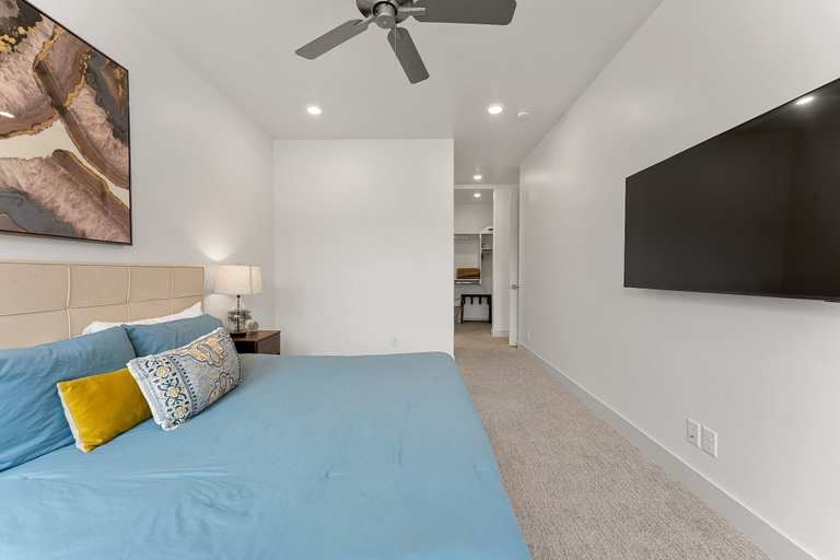 Bedroom 3, Mavericks Retreat by RedAwning, Washington