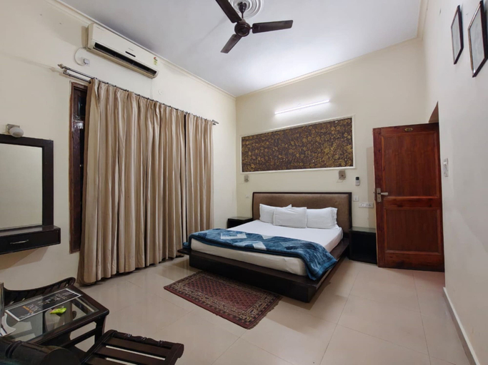 Room 2, Hotel Downtown Kangra, Kangra