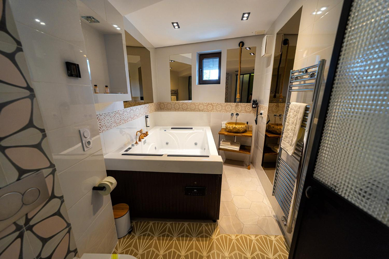 3, Hotel Castel Suceava, Suceava