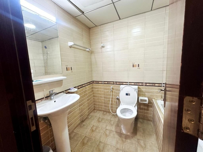 Bathroom 2, The Hive Partition Room in Tecom, Dubai
