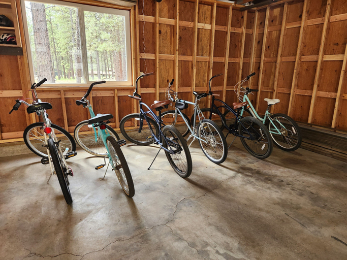 Interior 3, 12 Quartz Mountain 2 Bedroom Home by RedAwning, Deschutes